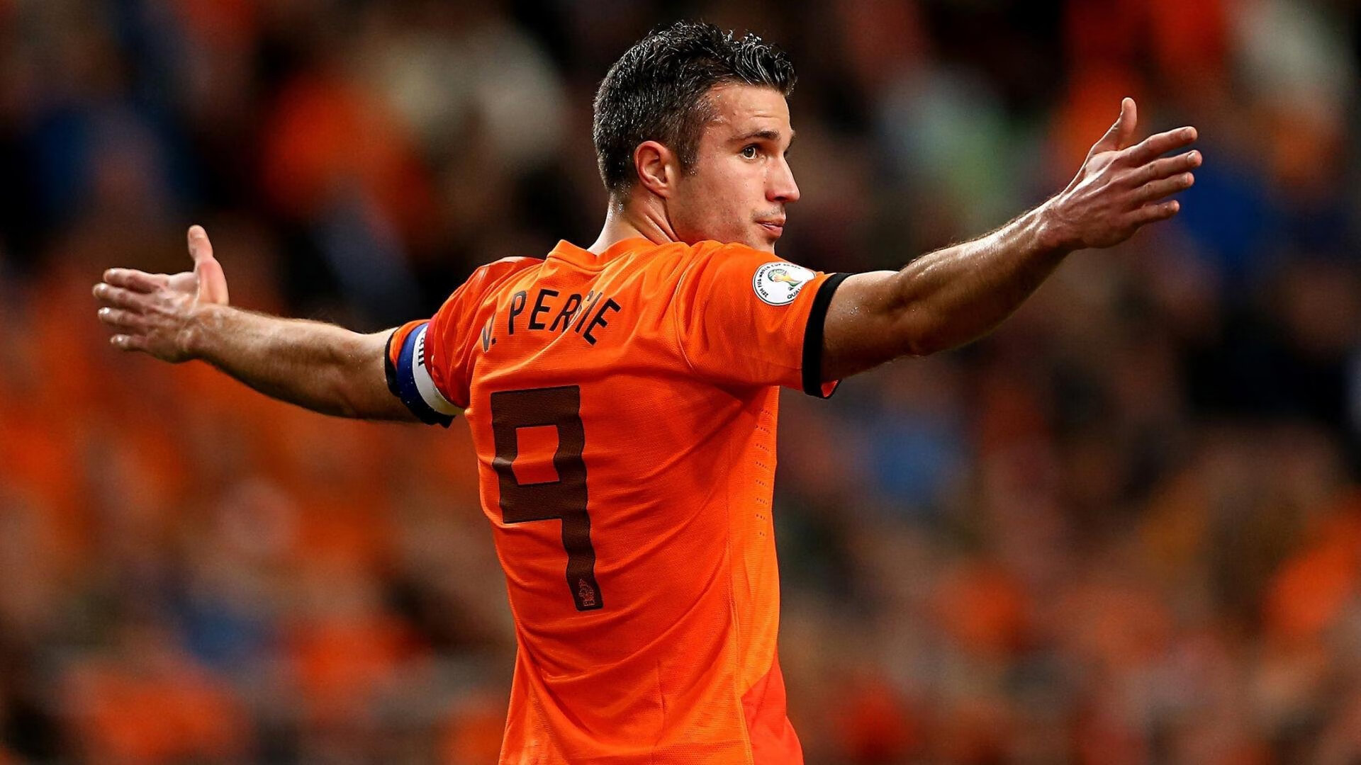 -季后赛焦点：蒂伊在绝境中连续两场投中关键远距离三分！，伊蒂分队